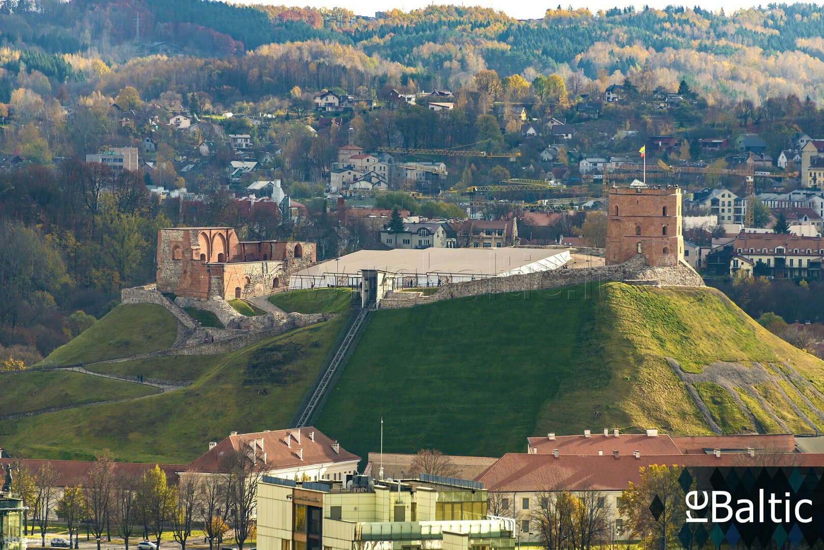 3 kambarių buto nuoma Vilniuje, Šnipiškėse, Konstitucijos pr.