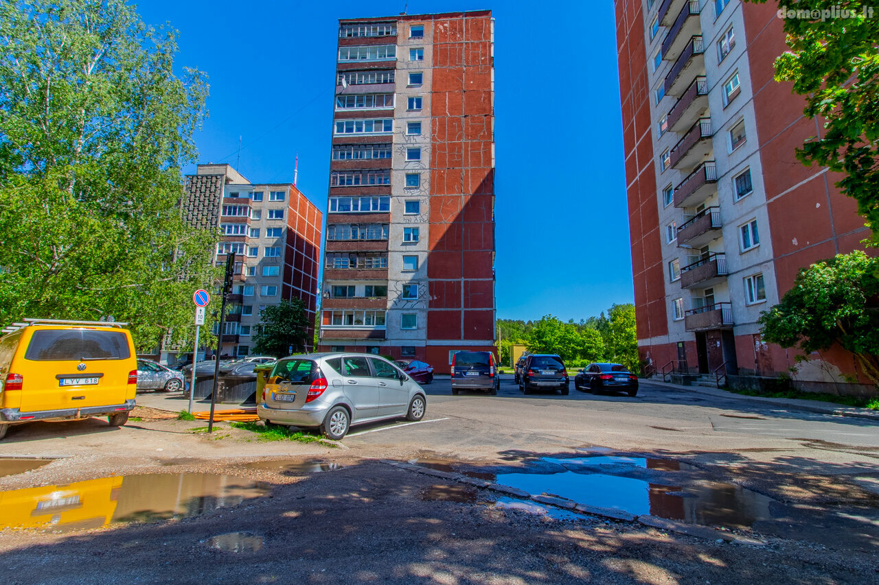 Parduodamas 2 kambarių butas Vilniuje, Karoliniškėse, Virginijaus Druskio g.