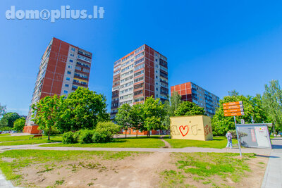 Parduodamas 2 kambarių butas Vilniuje, Karoliniškėse, Virginijaus Druskio g.