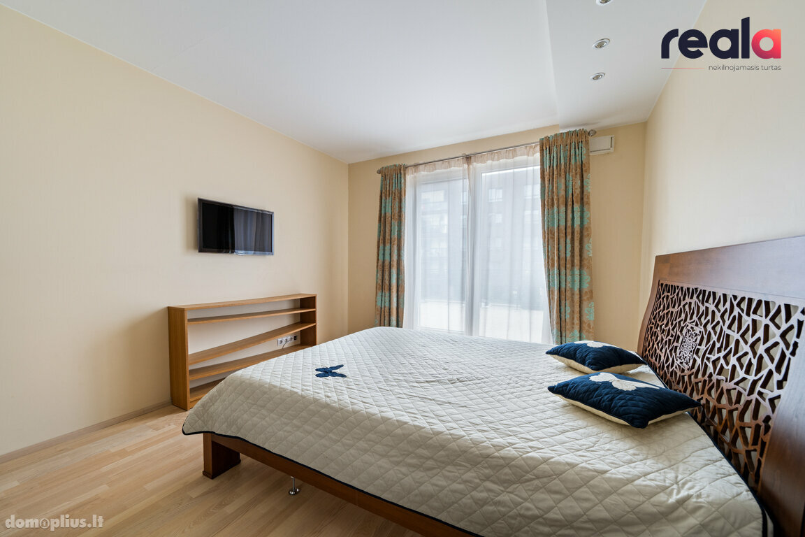 Продается 3 комнатная квартира Vilniuje, Pilaitėje, I. Simonaitytės g.
