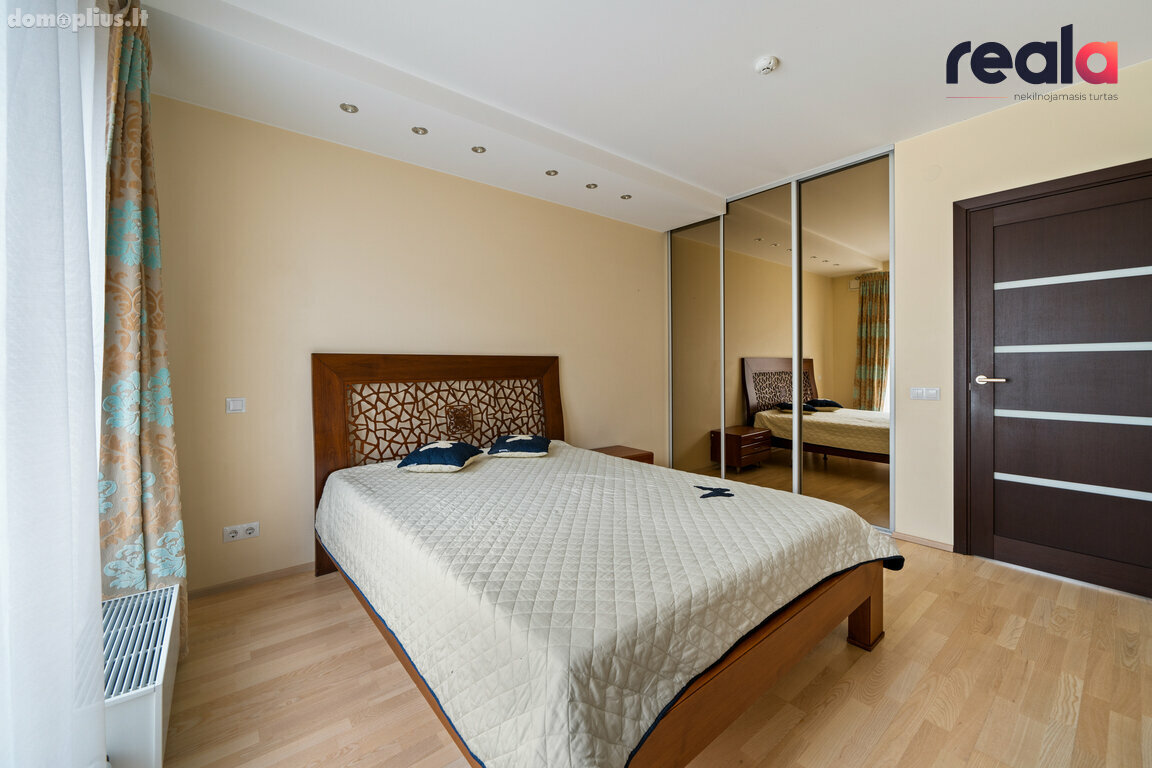 Продается 3 комнатная квартира Vilniuje, Pilaitėje, I. Simonaitytės g.