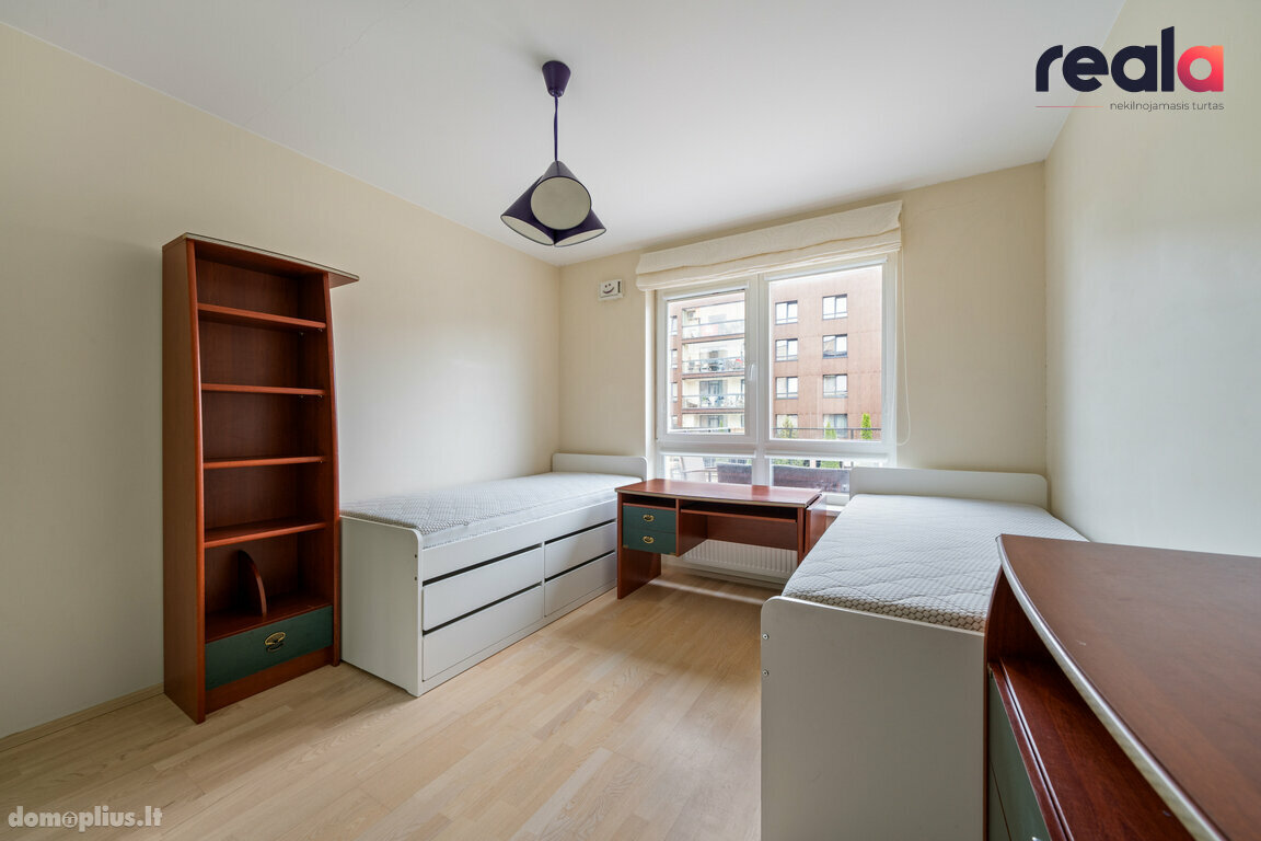 Продается 3 комнатная квартира Vilniuje, Pilaitėje, I. Simonaitytės g.