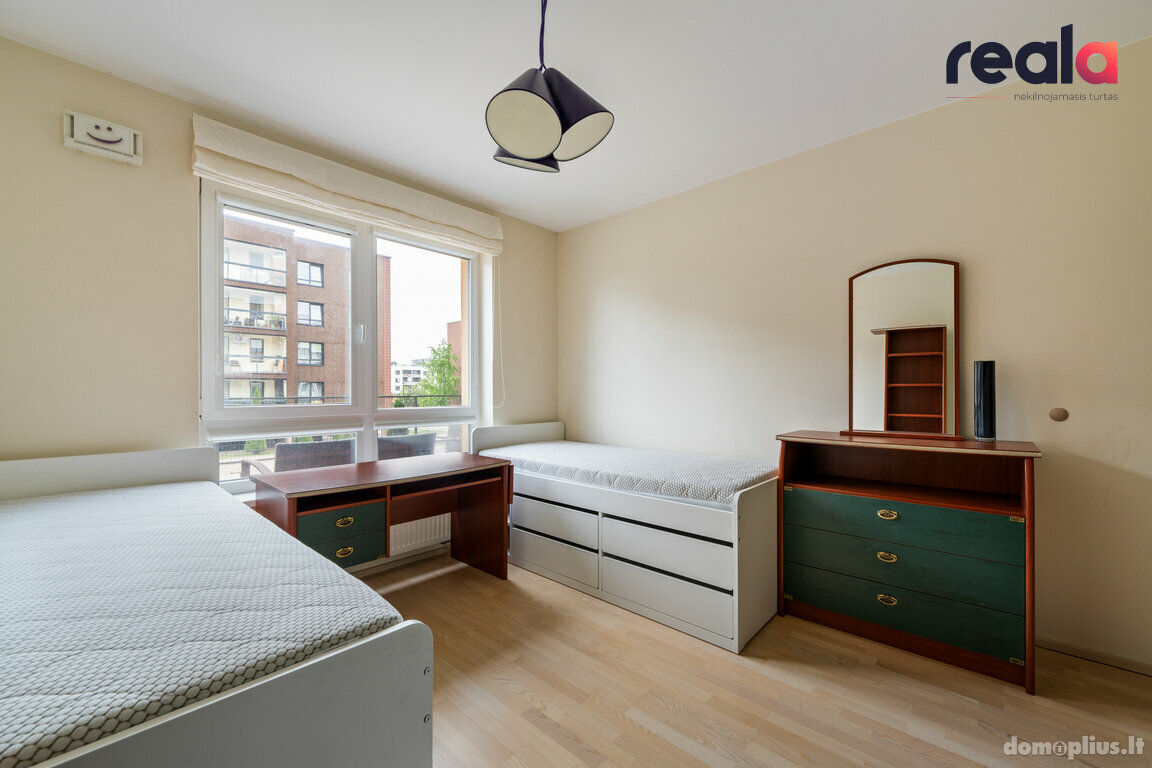 Продается 3 комнатная квартира Vilniuje, Pilaitėje, I. Simonaitytės g.