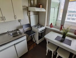 Parduodamas 3 kambarių butas Alytuje, Vidzgiryje, Statybininkų g.