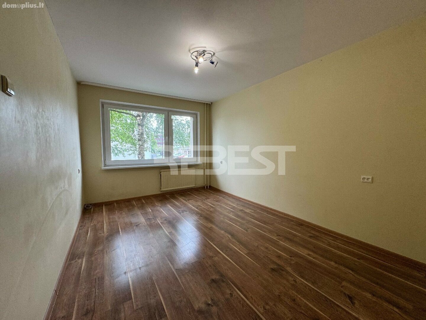Сдаю 4 комнатную квартиру Šiauliuose, Lieporiuose, V. Grinkevičiaus g.