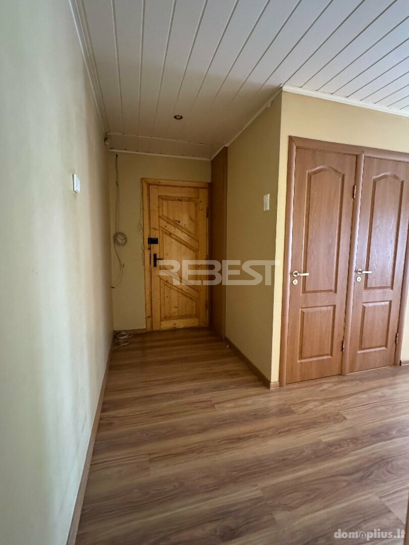 Сдаю 4 комнатную квартиру Šiauliuose, Lieporiuose, V. Grinkevičiaus g.