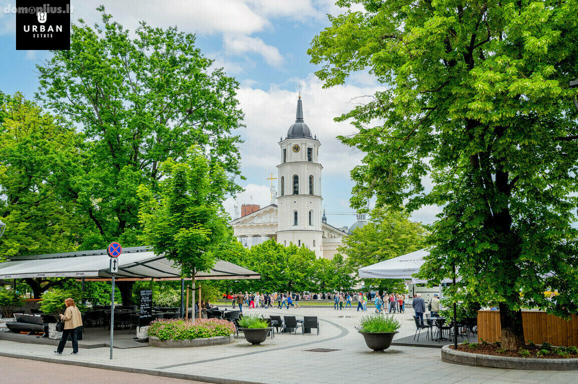 Parduodamas 3 kambarių butas Vilniuje, Senamiestyje, Odminių g.