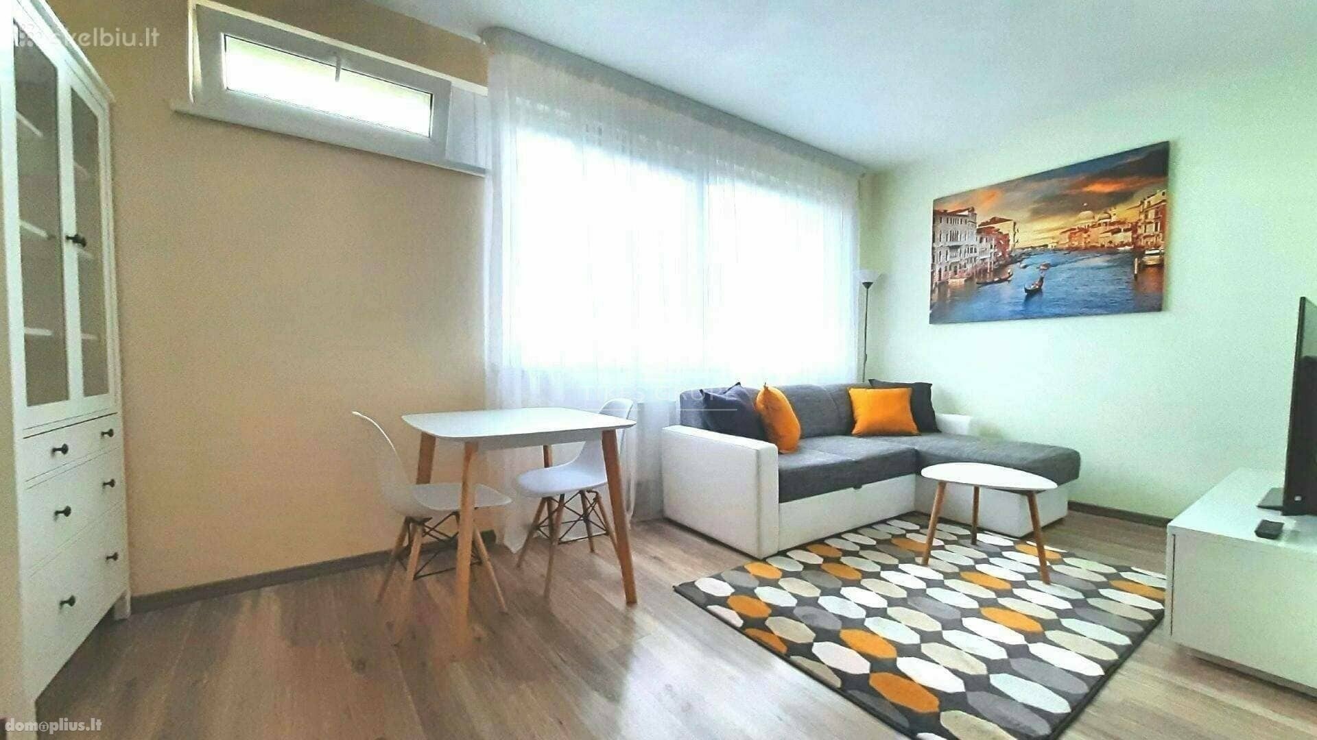 Parduodamas 1 kambario butas Klaipėdoje, Centre, Birutės g.