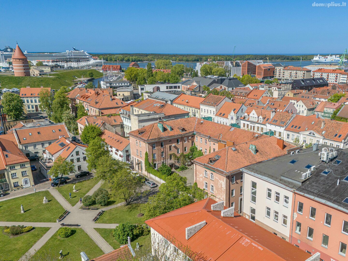 3 rooms apartment for sell Klaipėdoje, Senamiestyje, Turgaus g.