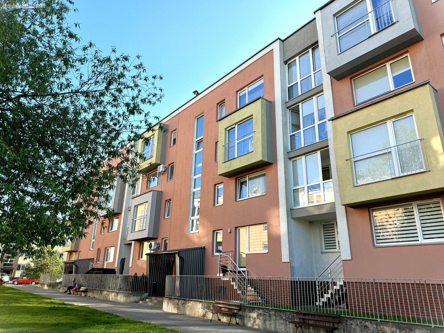 Сдаю 2 комнатную квартиру Šiaulių rajono sav., Ginkūnuose, Žeimių g.