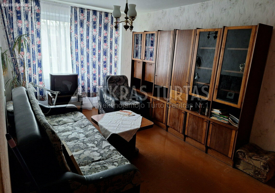 Parduodamas 4 kambarių butas Klaipėdoje, Naujakiemyje, Naujakiemio g.