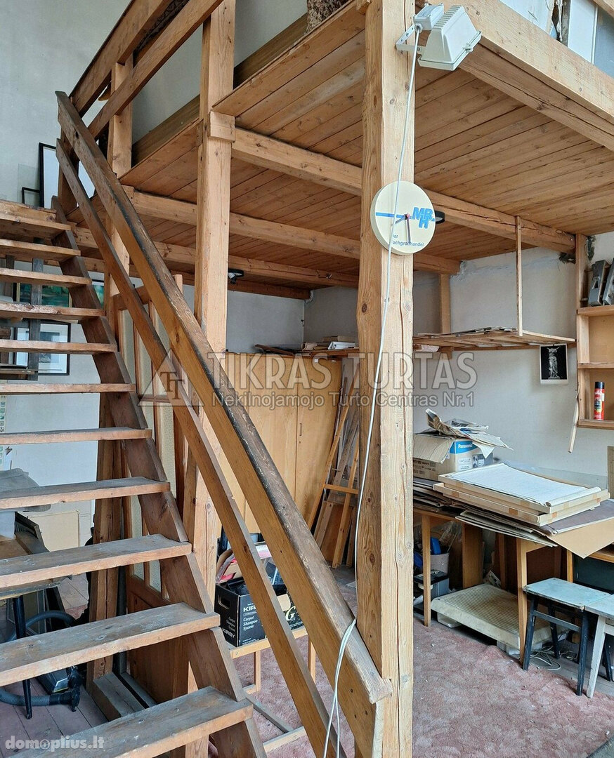 Parduodamas 4 kambarių butas Klaipėdoje, Naujakiemyje, Naujakiemio g.