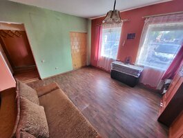 1 kambario butas Radviliškio rajono sav., Šeduvoje, Laisvės a.