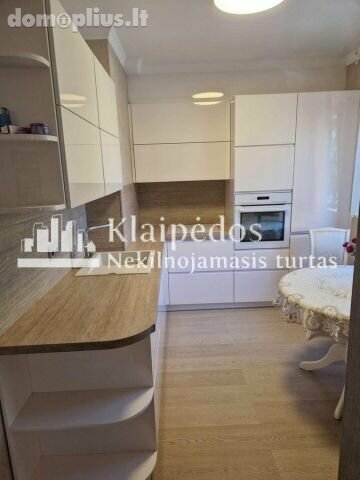 Parduodamas 2 kambarių butas Klaipėdoje, Poilsio, Rambyno g.