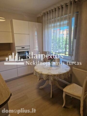 Parduodamas 2 kambarių butas Klaipėdoje, Poilsio, Rambyno g.