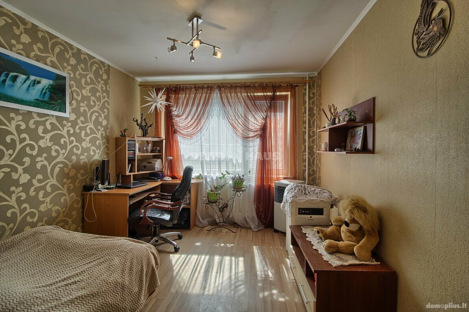Parduodamas 3 kambarių butas Šiauliuose, Dainiuose, Dainų g.