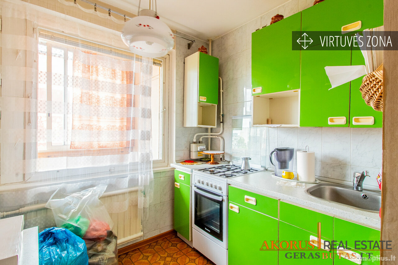 Продается 3 комнатная квартира Vilniuje, Karoliniškėse, Algimanto Petro Kavoliuko g.