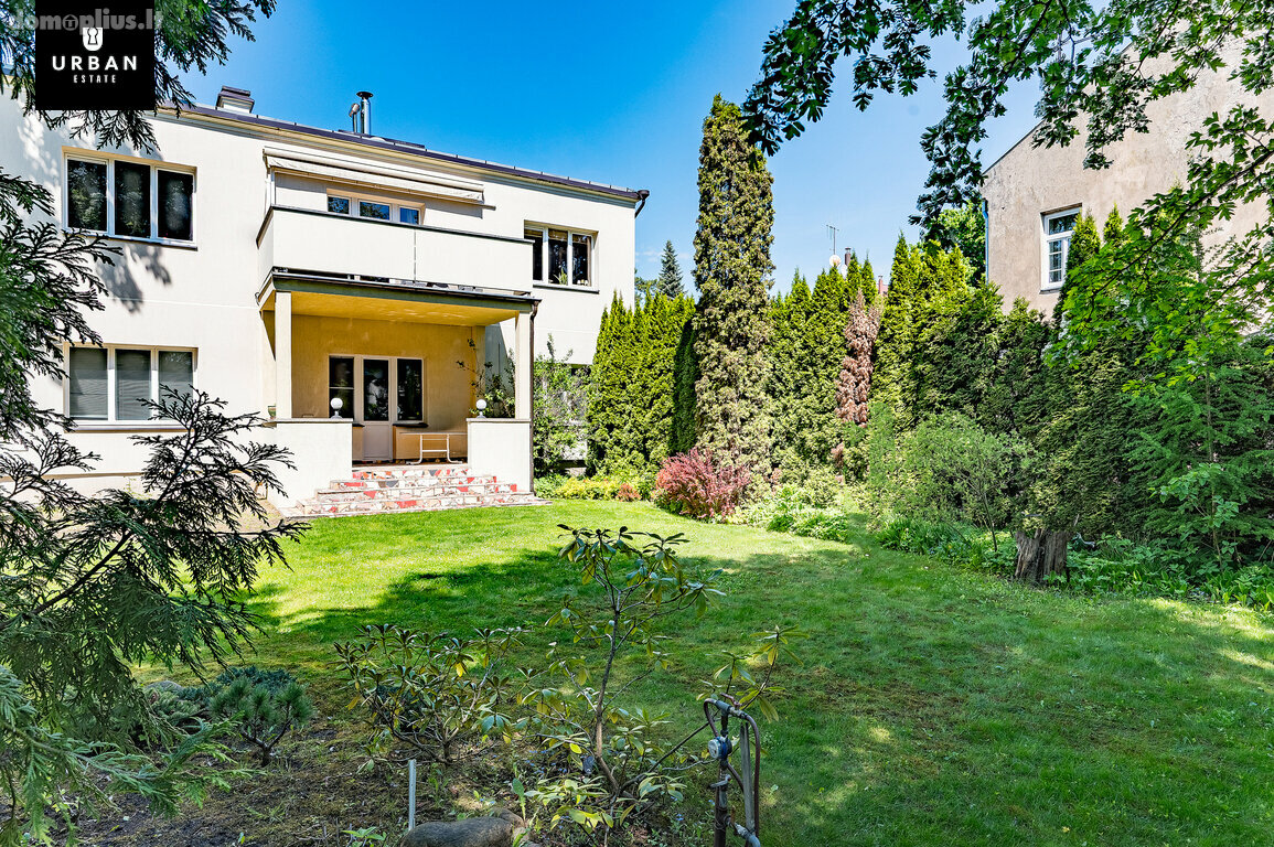 Parduodamas 4 kambarių butas Vilniuje, Žvėryne, Pušų g.
