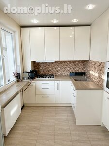 3 rooms apartment for sell Vilniuje, Karoliniškėse, Virginijaus Druskio g.