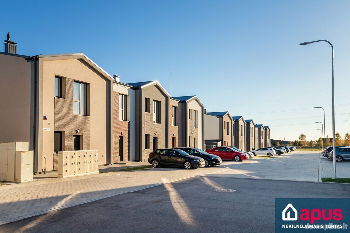 Продается 4 комнатная квартира Vilniuje, Kalnėnuose, Azerų g.