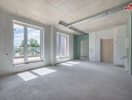 Parduodamas 4 kambarių butas Vilniuje, Žvėryne, Paribio g.