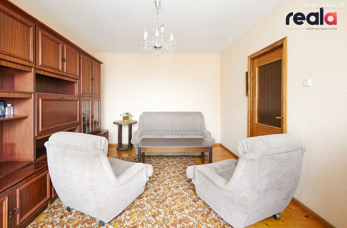 Продается 2 комнатная квартира Kaune, Eiguliuose, S. Žukausko g.