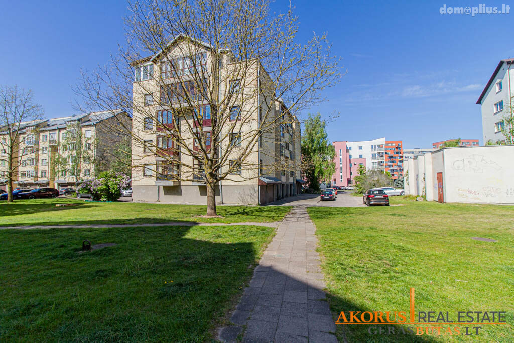 4 rooms apartment for sell Vilniuje, Lazdynėliuose, Neužmirštuolių g.