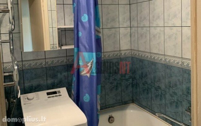 Parduodamas 2 kambarių butas Klaipėdoje, Naujakiemyje, Gedminų g.