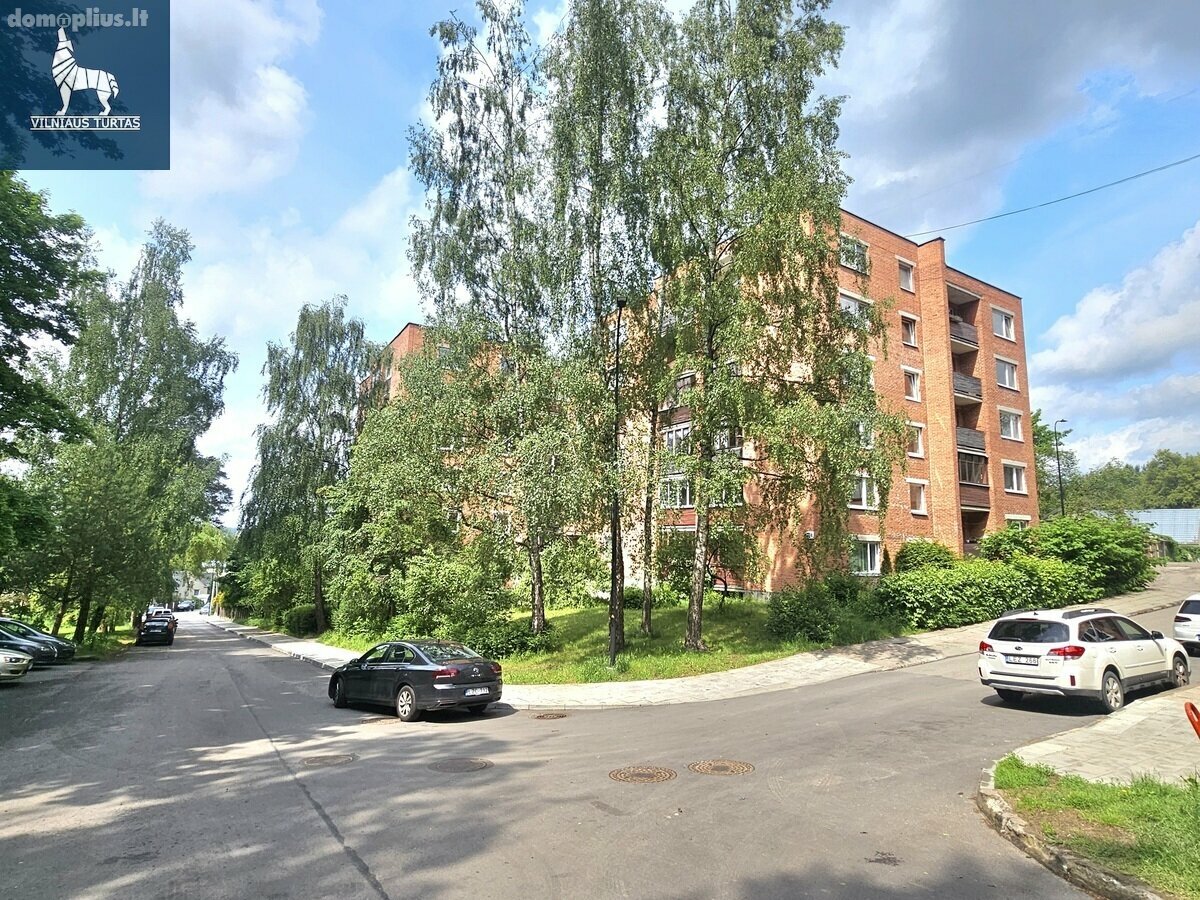 Parduodamas 2 kambarių butas Vilniuje, Antakalnyje, Kanklių g.