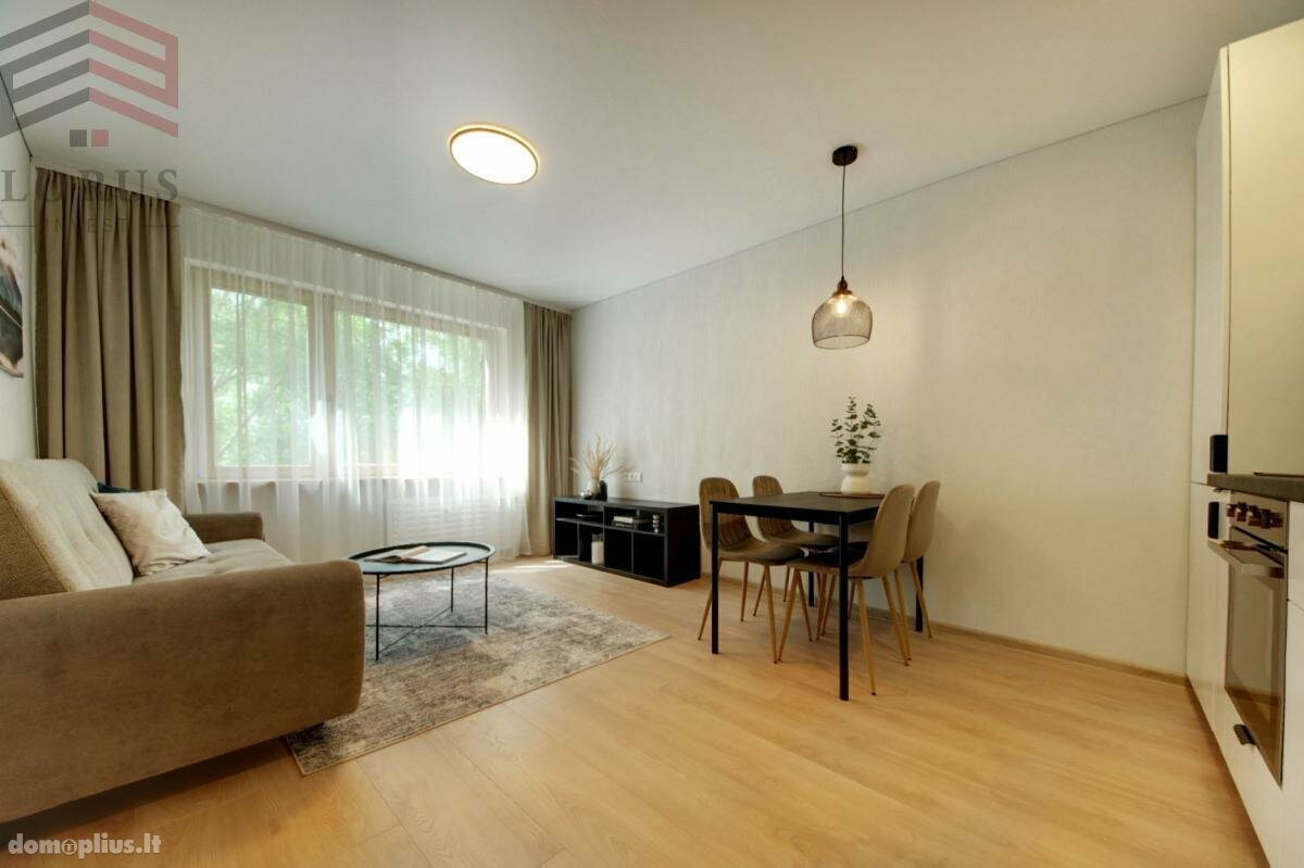 Parduodamas 3 kambarių butas Vilniuje, Pašilaičiuose, Laisvės pr.