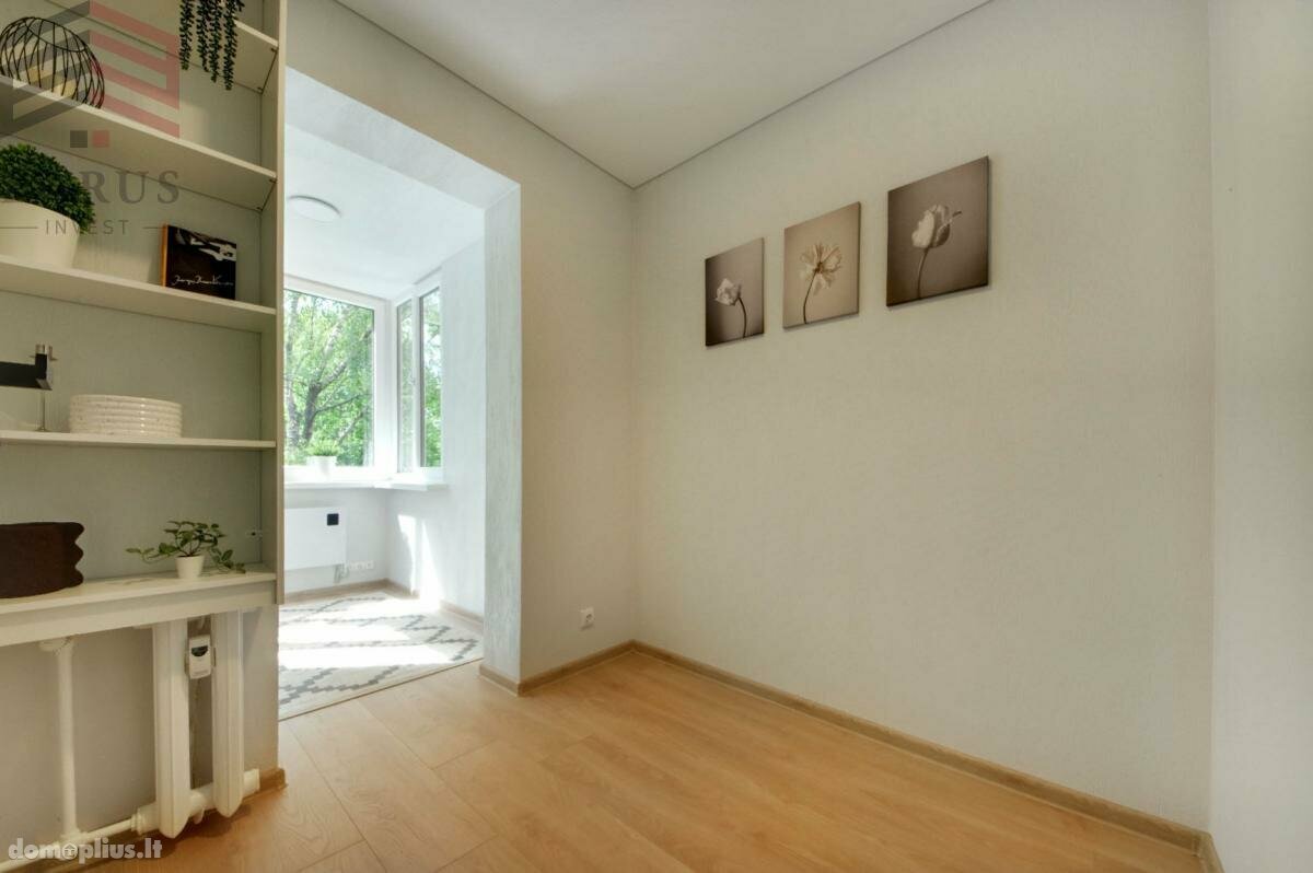 Parduodamas 3 kambarių butas Vilniuje, Pašilaičiuose, Laisvės pr.