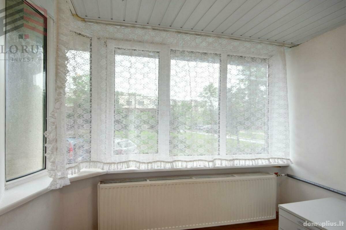 Parduodamas 2 kambarių butas Vilniuje, Pašilaičiuose, Žemynos g.