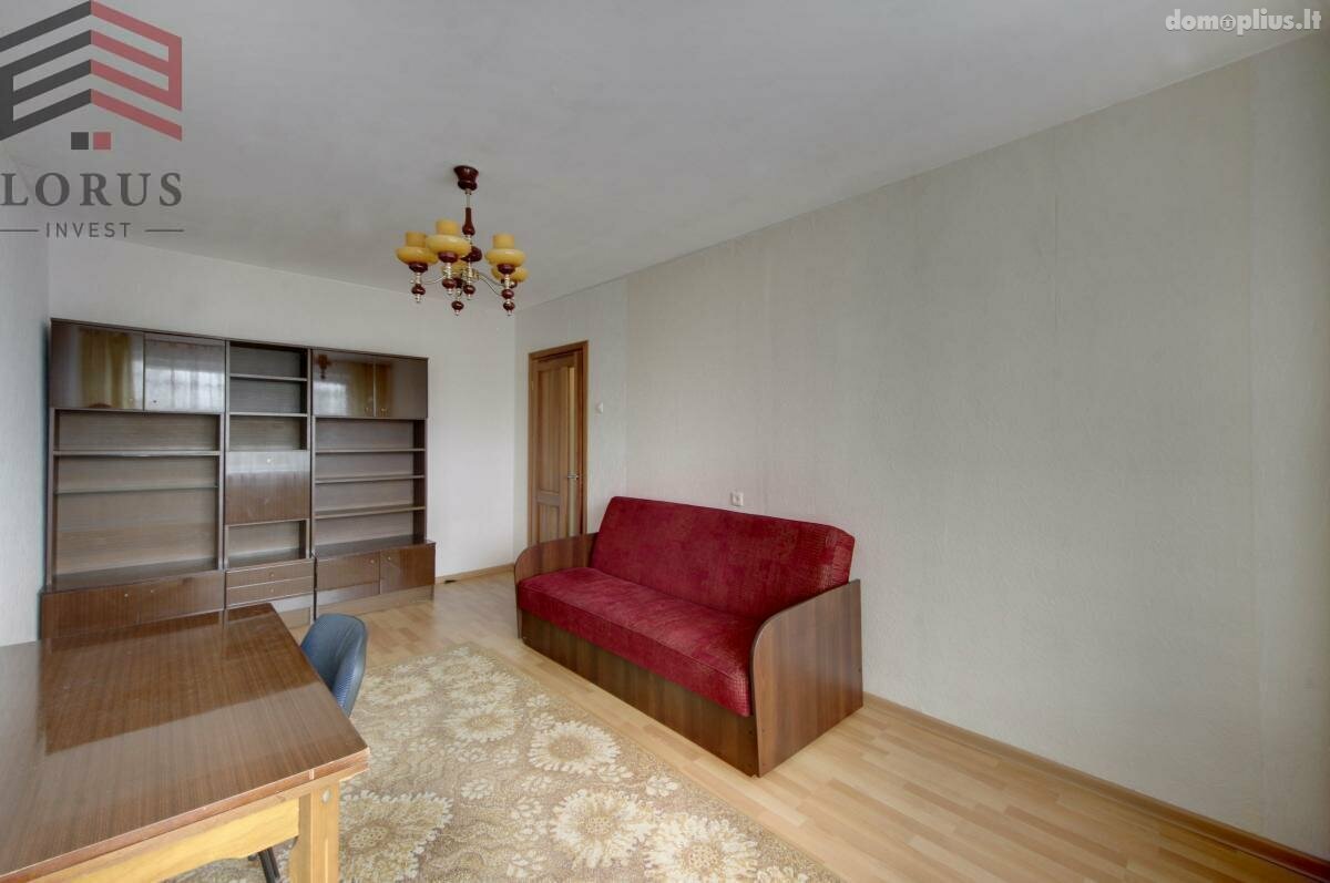 Parduodamas 2 kambarių butas Vilniuje, Viršuliškėse, Tujų g.