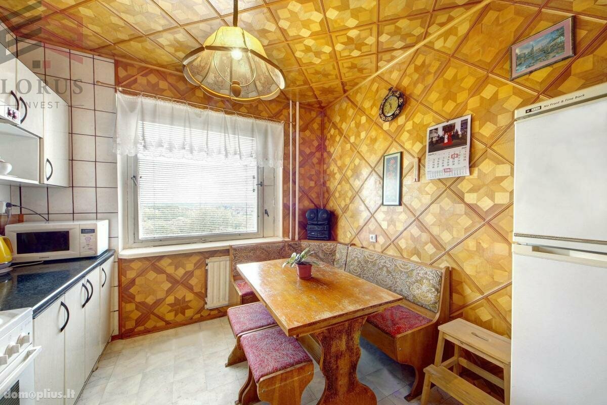 Parduodamas 3 kambarių butas Vilniuje, Šeškinėje, Gelvonų g.