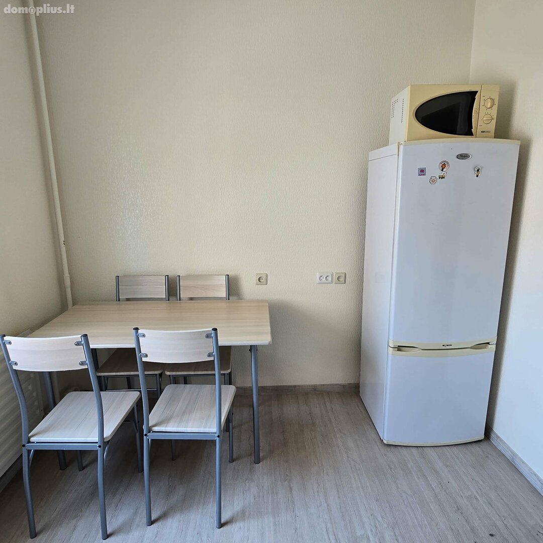 Parduodamas 2 kambarių butas Klaipėdoje, Bandužiuose, Lūžų g.