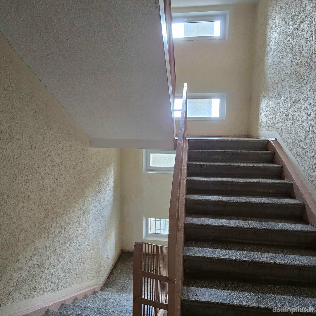 Parduodamas 2 kambarių butas Klaipėdoje, Bandužiuose, Lūžų g.