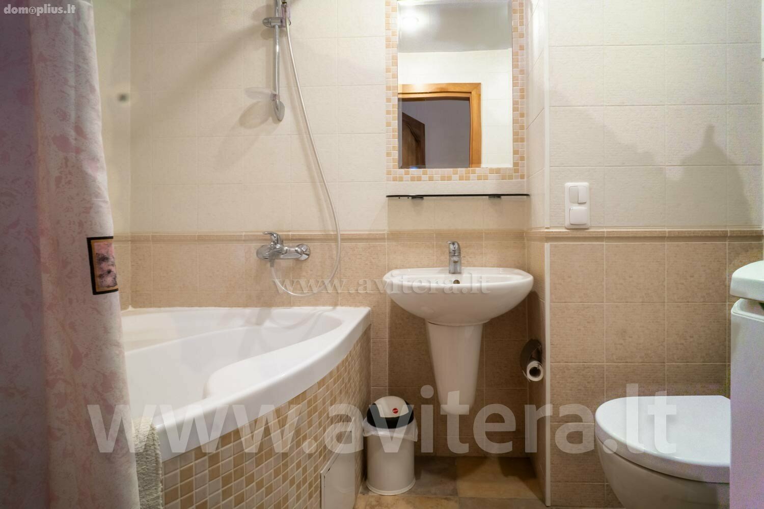 Parduodamas 4 kambarių butas Klaipėdoje, Bandužiuose, Budelkiemio g.