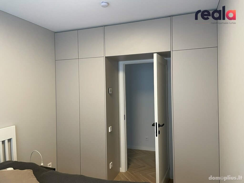 3 rooms apartment for sell Vilniuje, Naujamiestyje, Aguonų g.