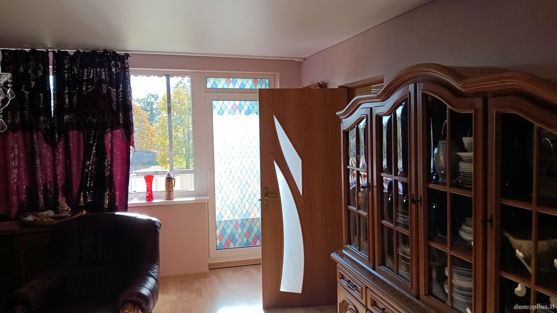 Parduodamas 3 kambarių butas Jurbarko rajono sav., Smalininkuose, Nemuno g.