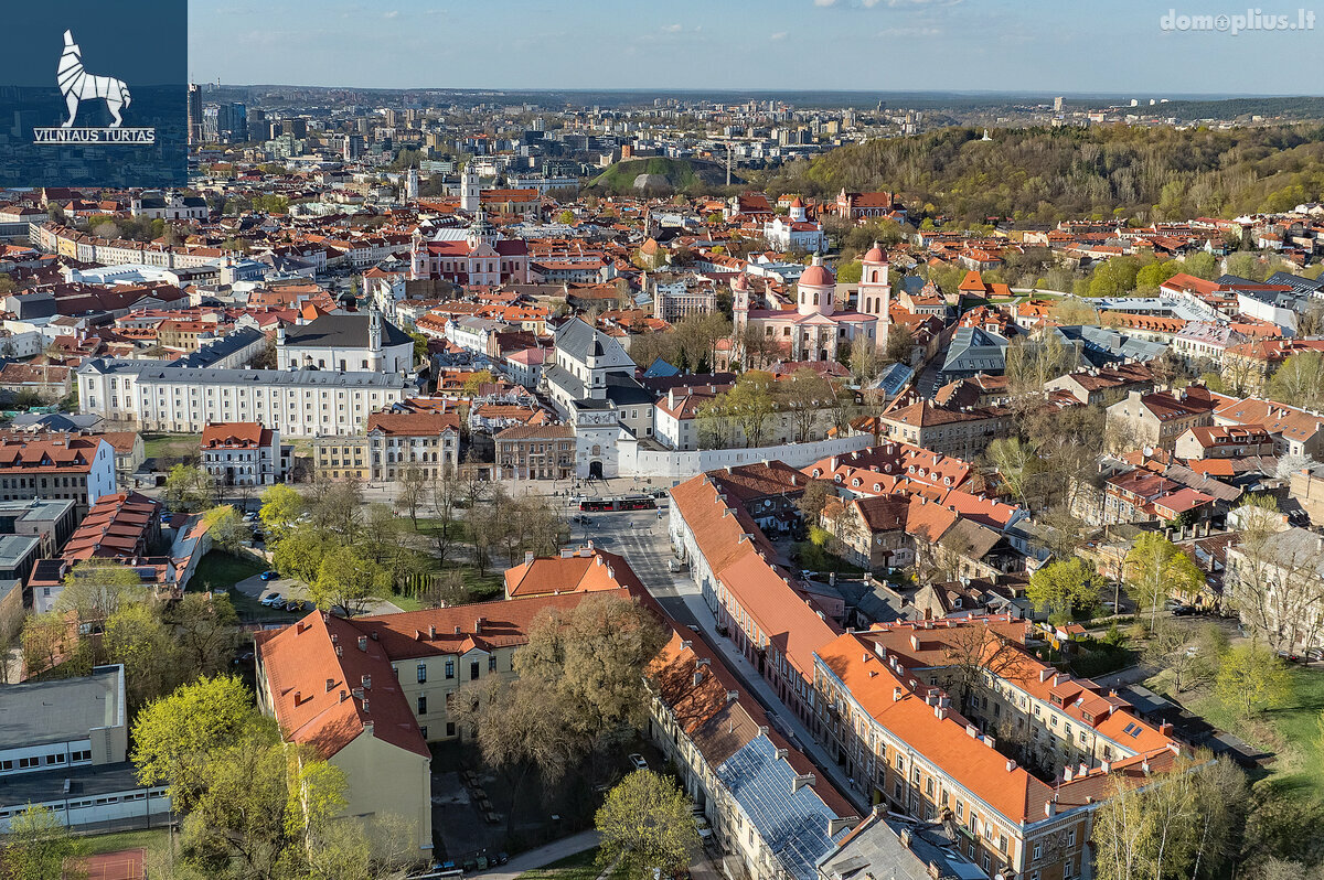 Parduodamas 3 kambarių butas Vilniuje, Naujininkuose, Tyzenhauzų g.