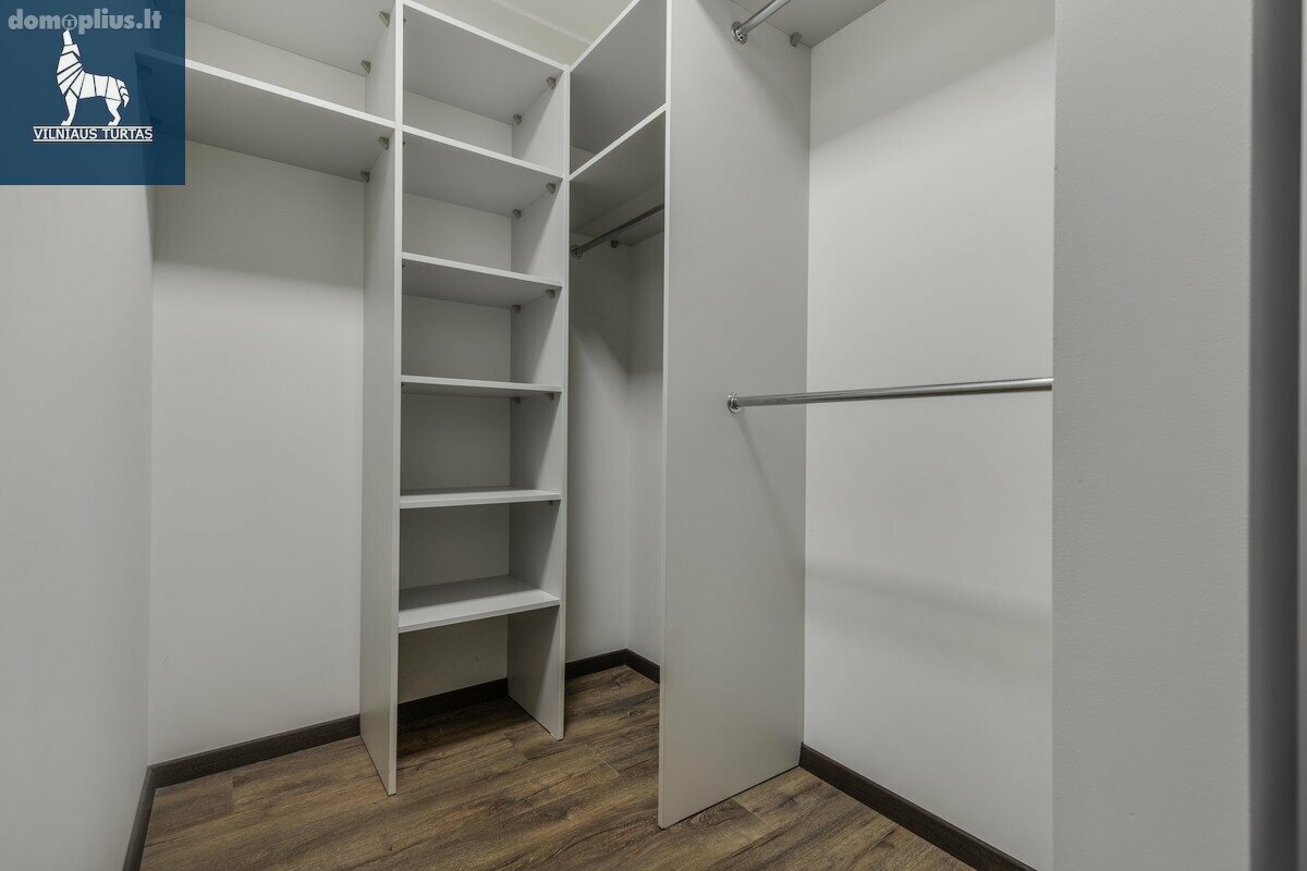 Продается 3 комнатная квартира Vilniuje, Lazdynuose, Žėručio g.