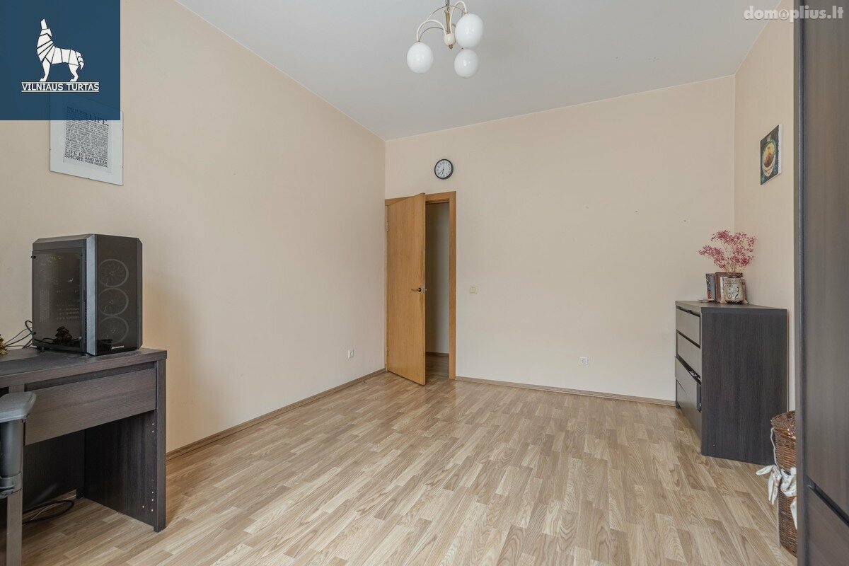 Parduodamas 3 kambarių butas Vilniuje, Senamiestyje, Subačiaus g.