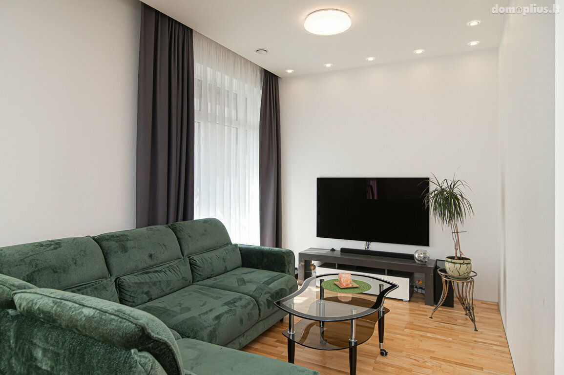 Продается 4 комнатная квартира Vilniuje, Balsiuose, Žalumos g.