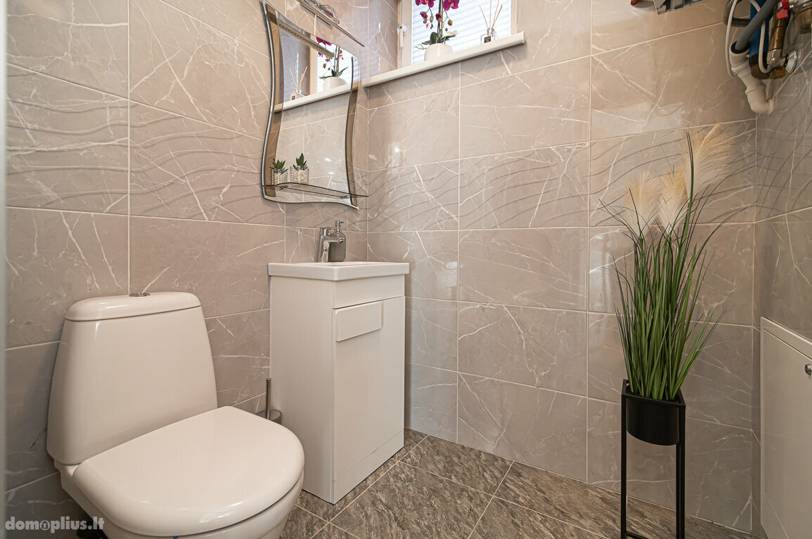 Продается 4 комнатная квартира Vilniuje, Balsiuose, Žalumos g.