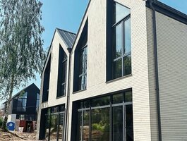 Продается 4 комнатная квартира Vilniuje, Pavilnyje, Žemoji g.