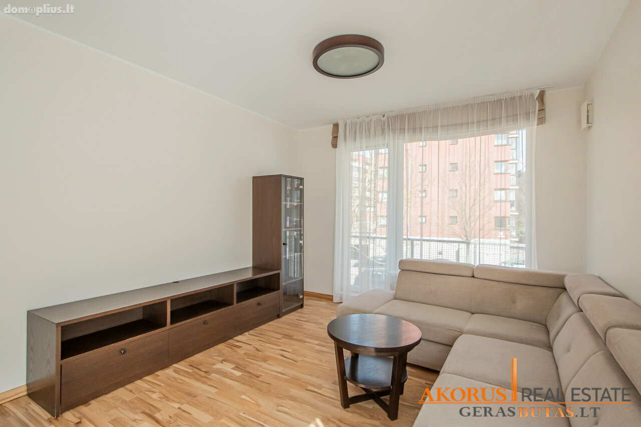 3 rooms apartment for sell Vilniuje, Pašilaičiuose, Sviliškių g.
