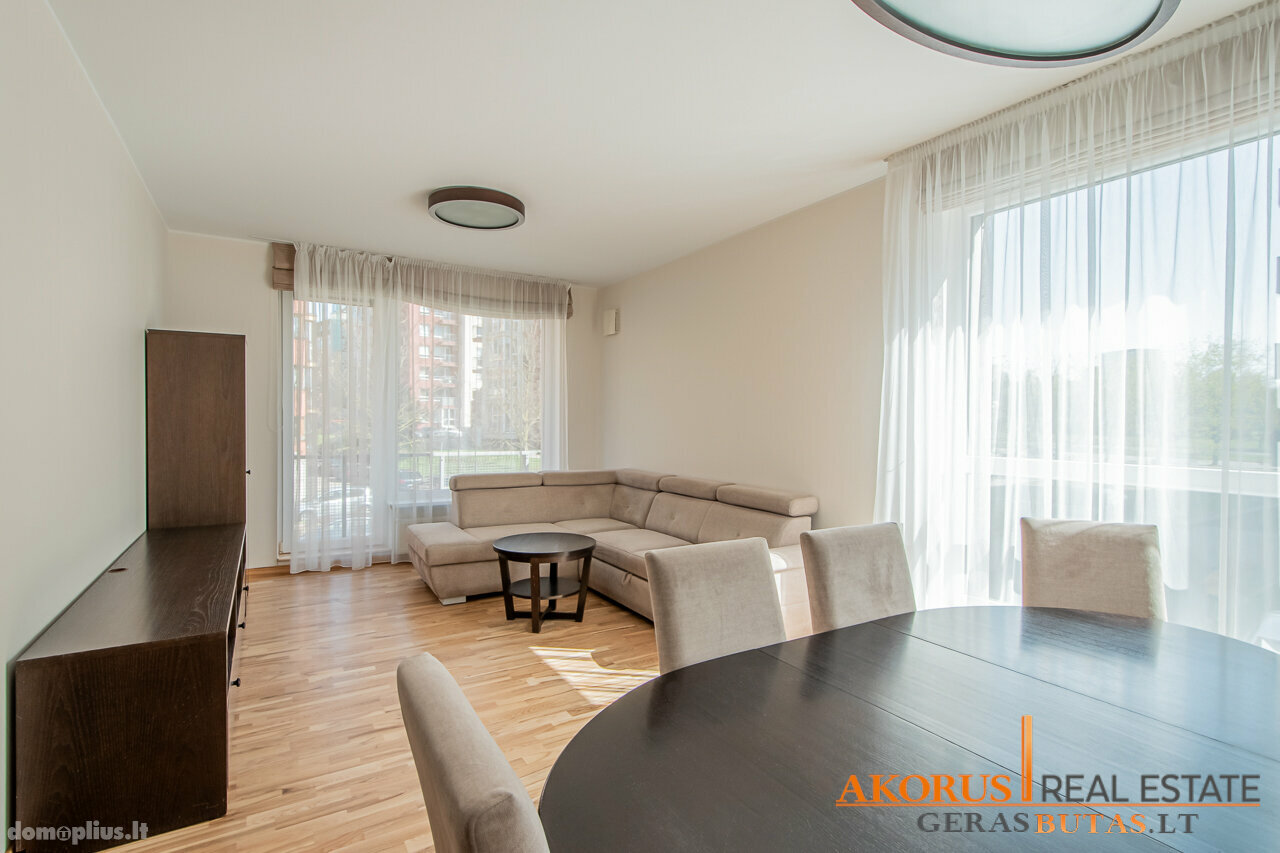 3 rooms apartment for sell Vilniuje, Pašilaičiuose, Sviliškių g.