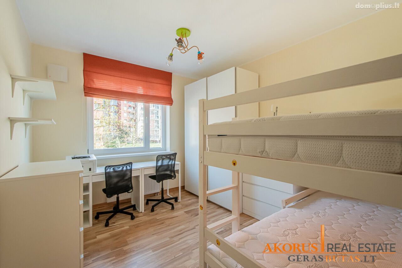 3 rooms apartment for sell Vilniuje, Pašilaičiuose, Sviliškių g.