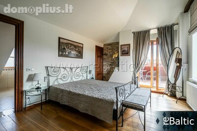 3 kambarių buto nuoma Vilniuje, Senamiestyje, Vokiečių g.
