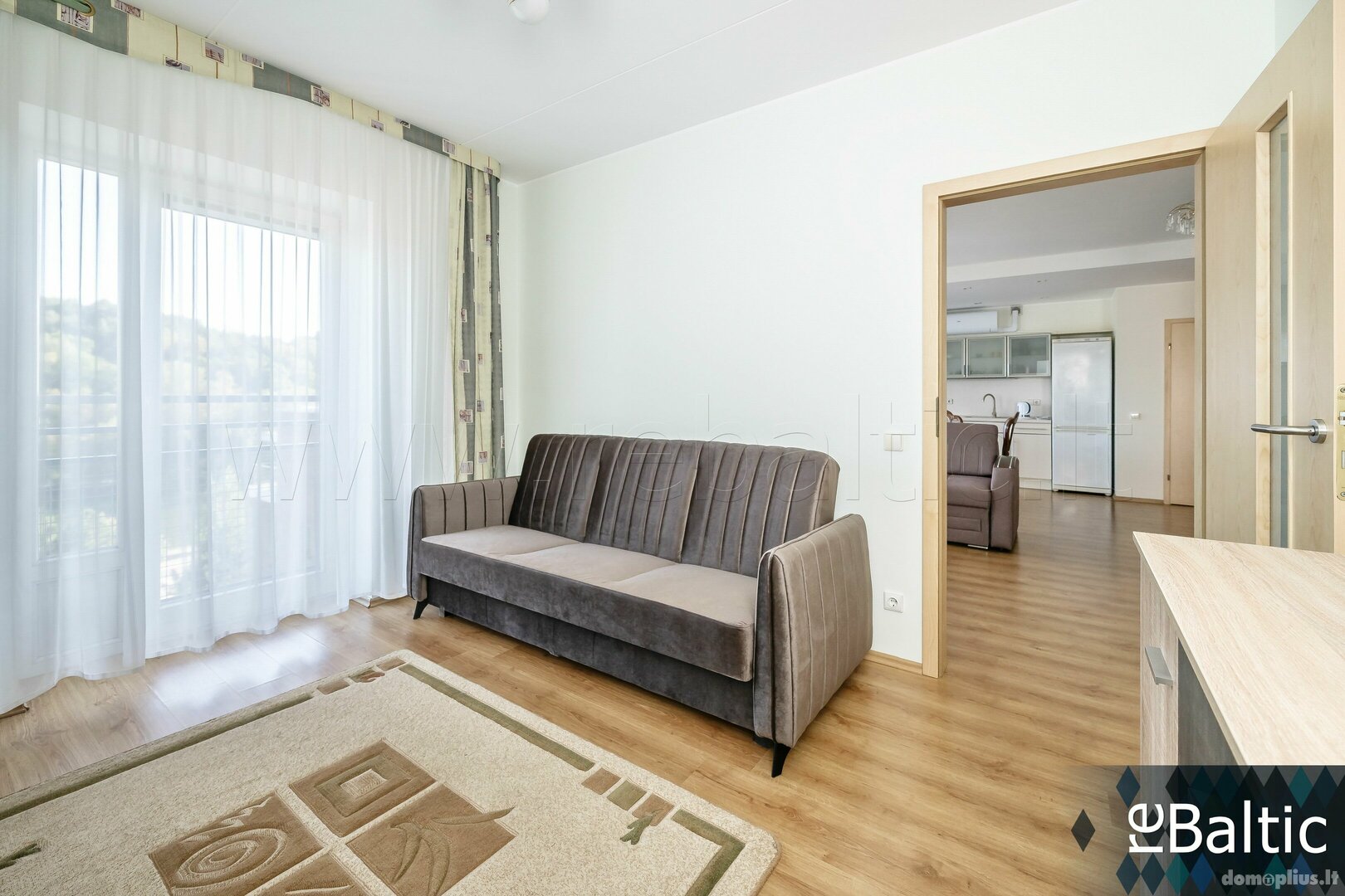 3 kambarių buto nuoma Vilniuje, Šnipiškėse, Raitininkų g.